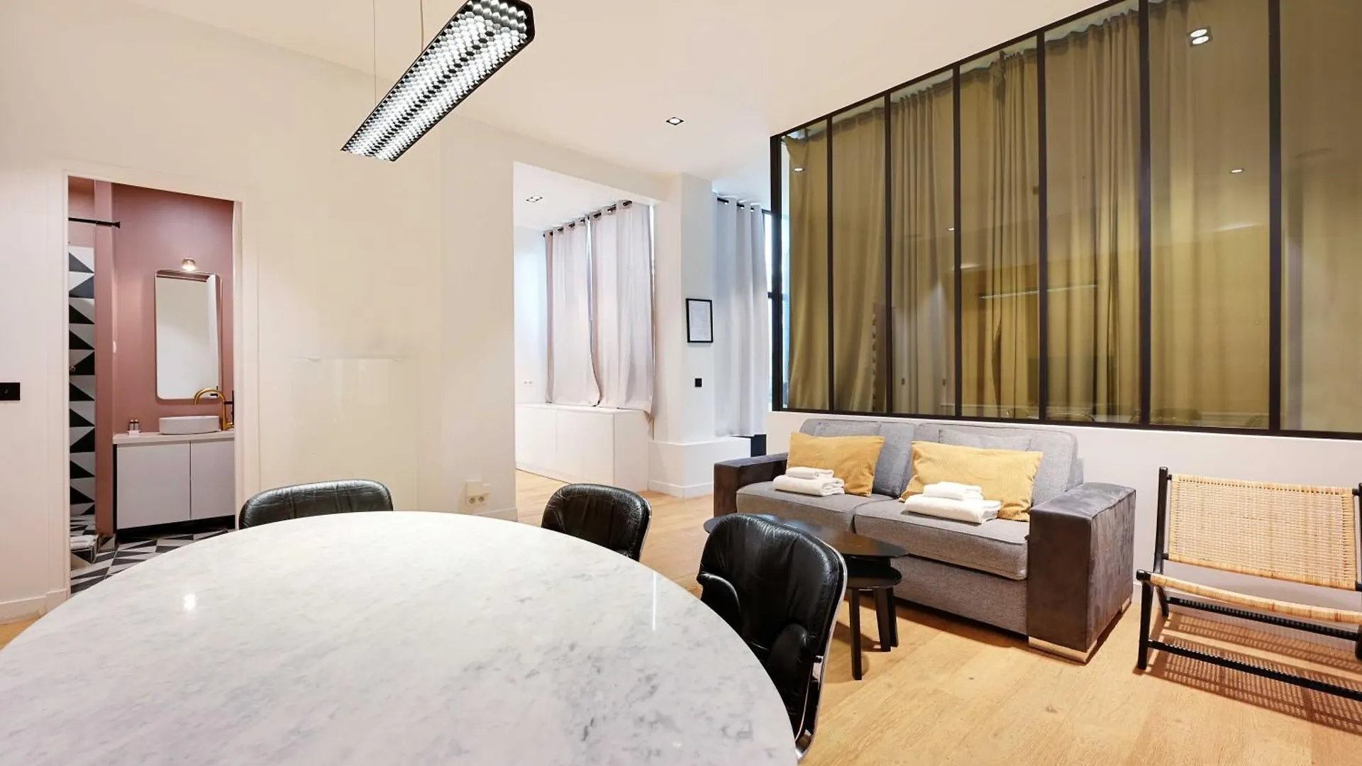 Haven Of Peace-2Br-4P-Near The Palais De Garnier Apartment Paris France